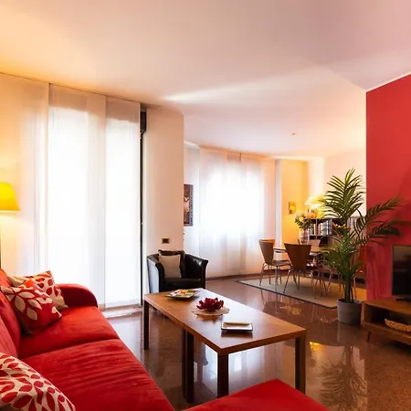 Fara Haus Deluxe - 2 Bedrooms Appartement Milan
